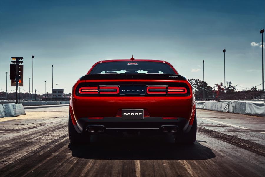  Dodge Challenger SRT Demon 2017 года  (фото 16 из 181)